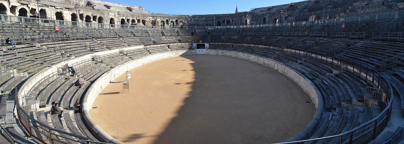 arenes de nimes fosse