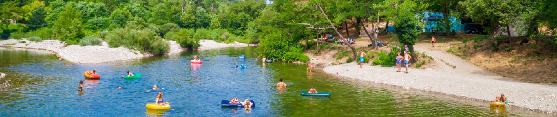 camping ardeche bord de riviere plage privee