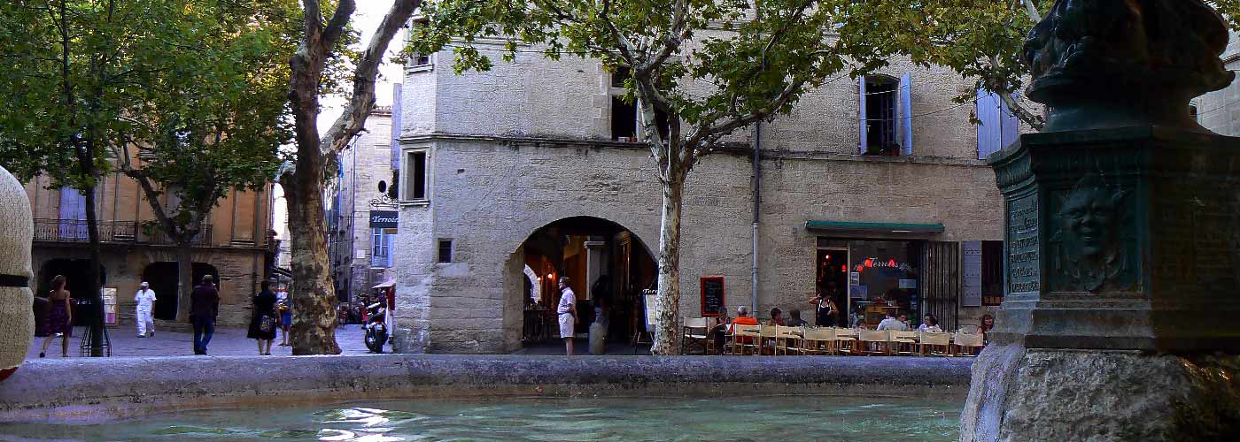 camping uzes fontaine