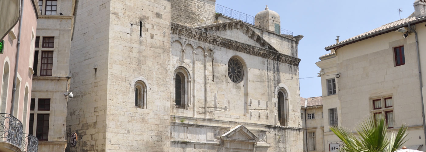 cathedrale notre dame saint castor facade