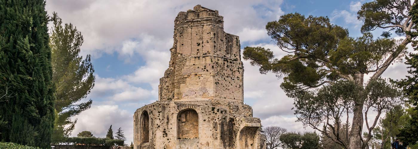 tour magne nimes jardins